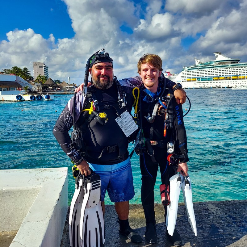 AJ and Jamie at their PADI Instructor Exam